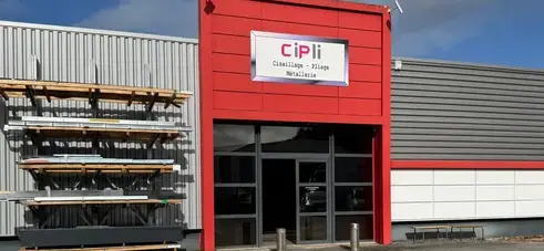 poinçonnage à Dinan - image 2