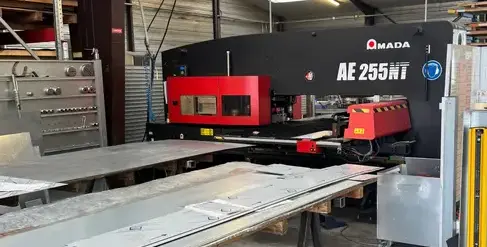 poinçonnage à Fougères - image 2